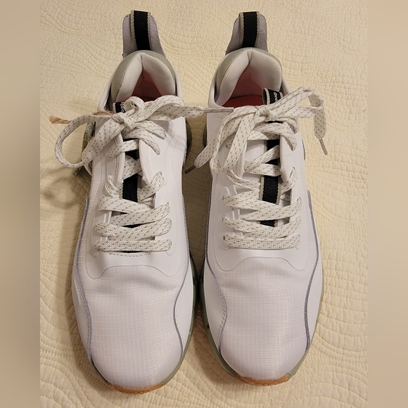 NWOT Reebok Ladies Zig Dynamica Running Shoes, White with Sage Green - Picture 6 of 8